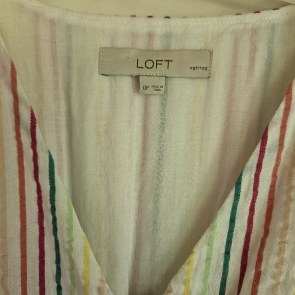Loft Seersucker Striped Dress. 0P - Picture 3 of 4